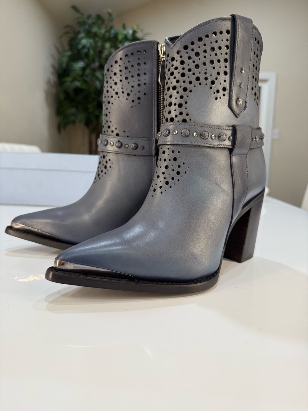New Cuadra bovine boots